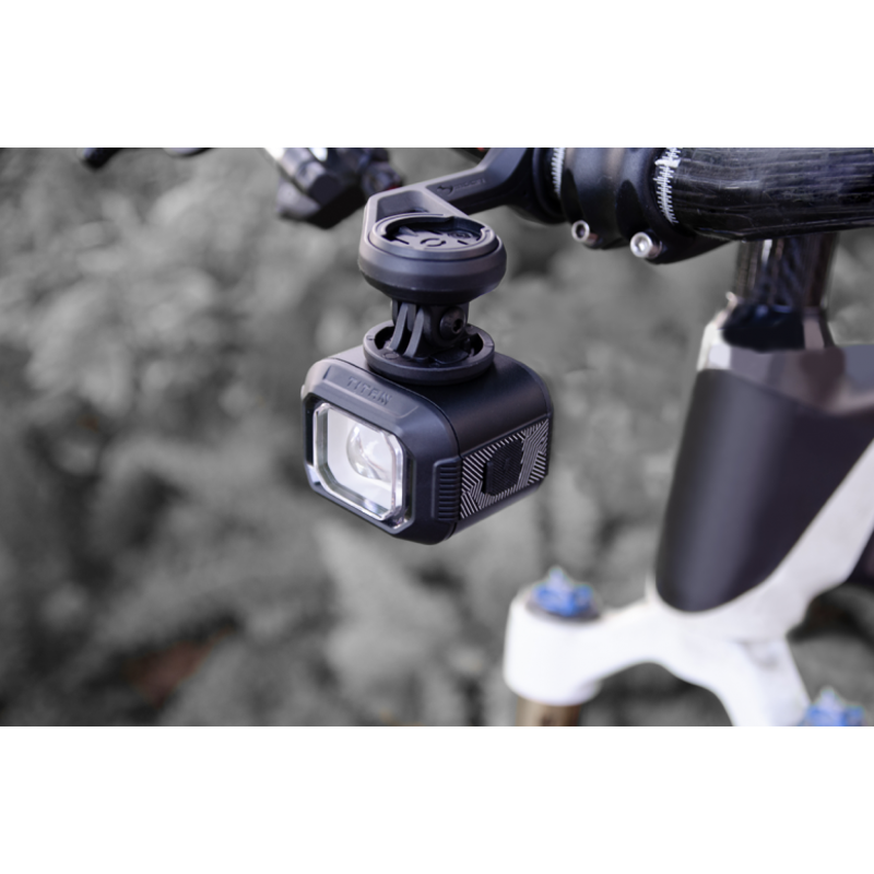 Titan Max 1700lm Black-4