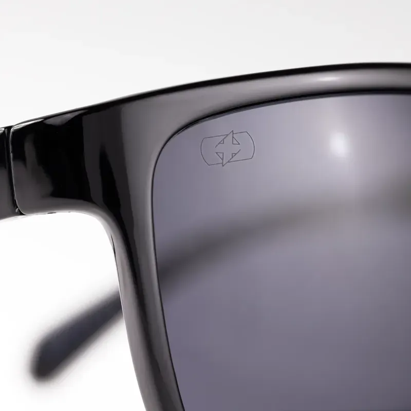 Oxford Sahara Sunglasses in Black/Smoke Lens -2